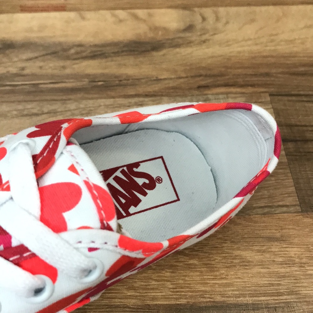 VANS AUTHENTIC BRAND NEW - Picture 6 of 16